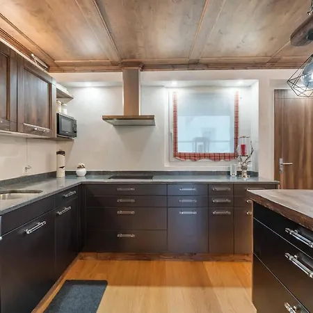 Square 2 Bedr Alpin Elegance Lägenhet *